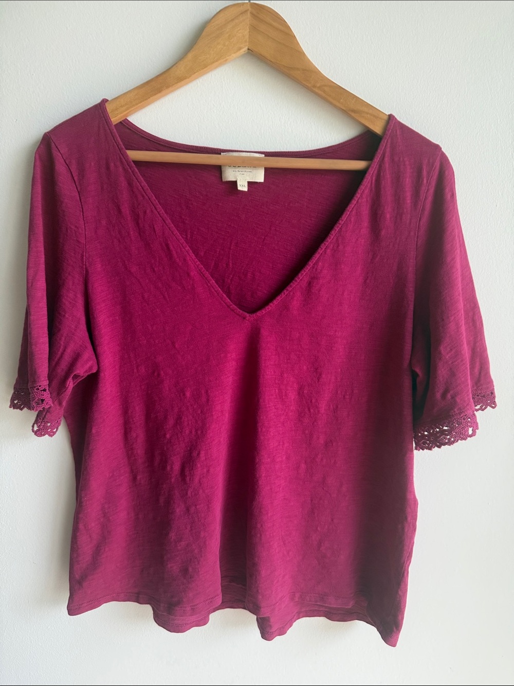 SÉZANE Women's V-Neck Lace Sleeve Top - Burgundy Size XXL